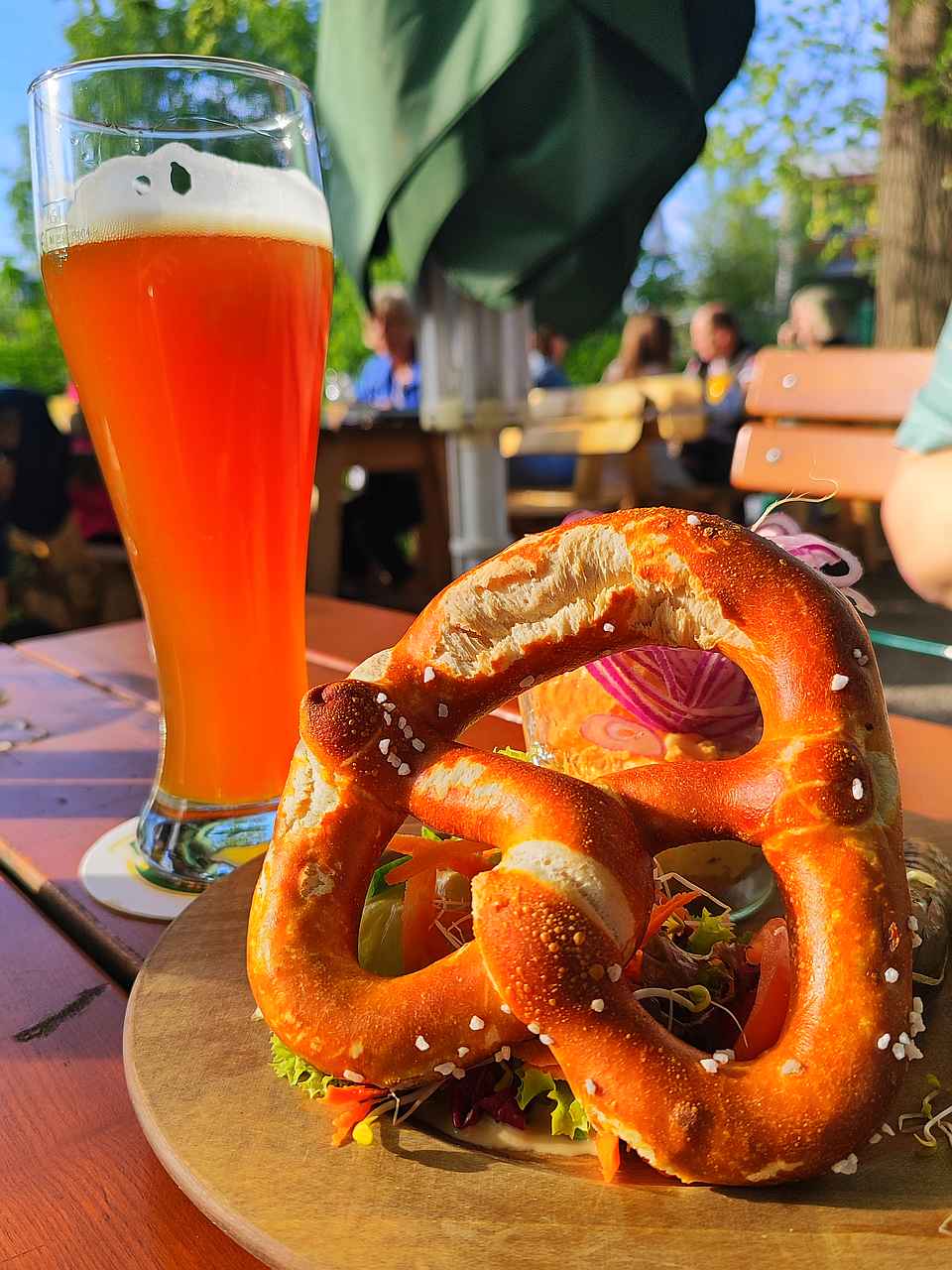 Bier und Brotzeit in der Dicken Sophie